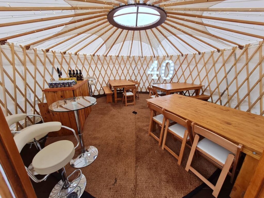 18' Yurt inside 2